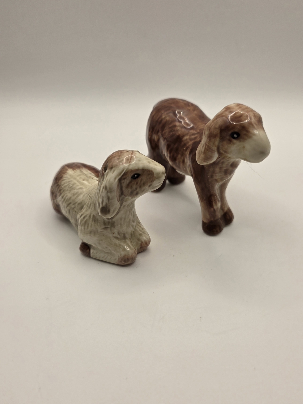 Cracker Barrel Mini Goat Salt & Pepper Shaker Set- Fall Farm 2025-2026